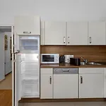 Charming One-Bedroom Apartment Near Millennium